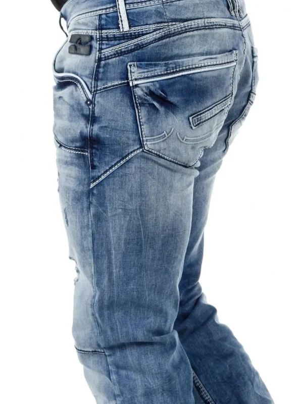 Voyager R-Neal Jeans - Light Blue^Rusty Neal Flash Sale